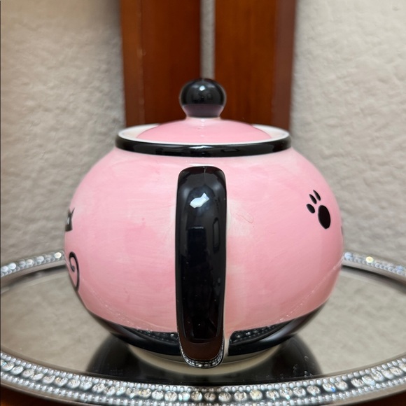 🔹NWOT HuesNBrews Retro 50's Style Siamese Cat & Paw Prints Tea Pot…. - Picture 2 of 8